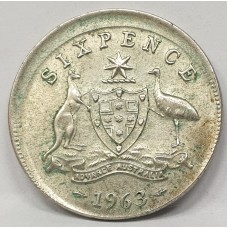 AUSTRALIA 1963 . SIXPENCE . ERROR . BROADSTRUCK . MIS-STRIKE